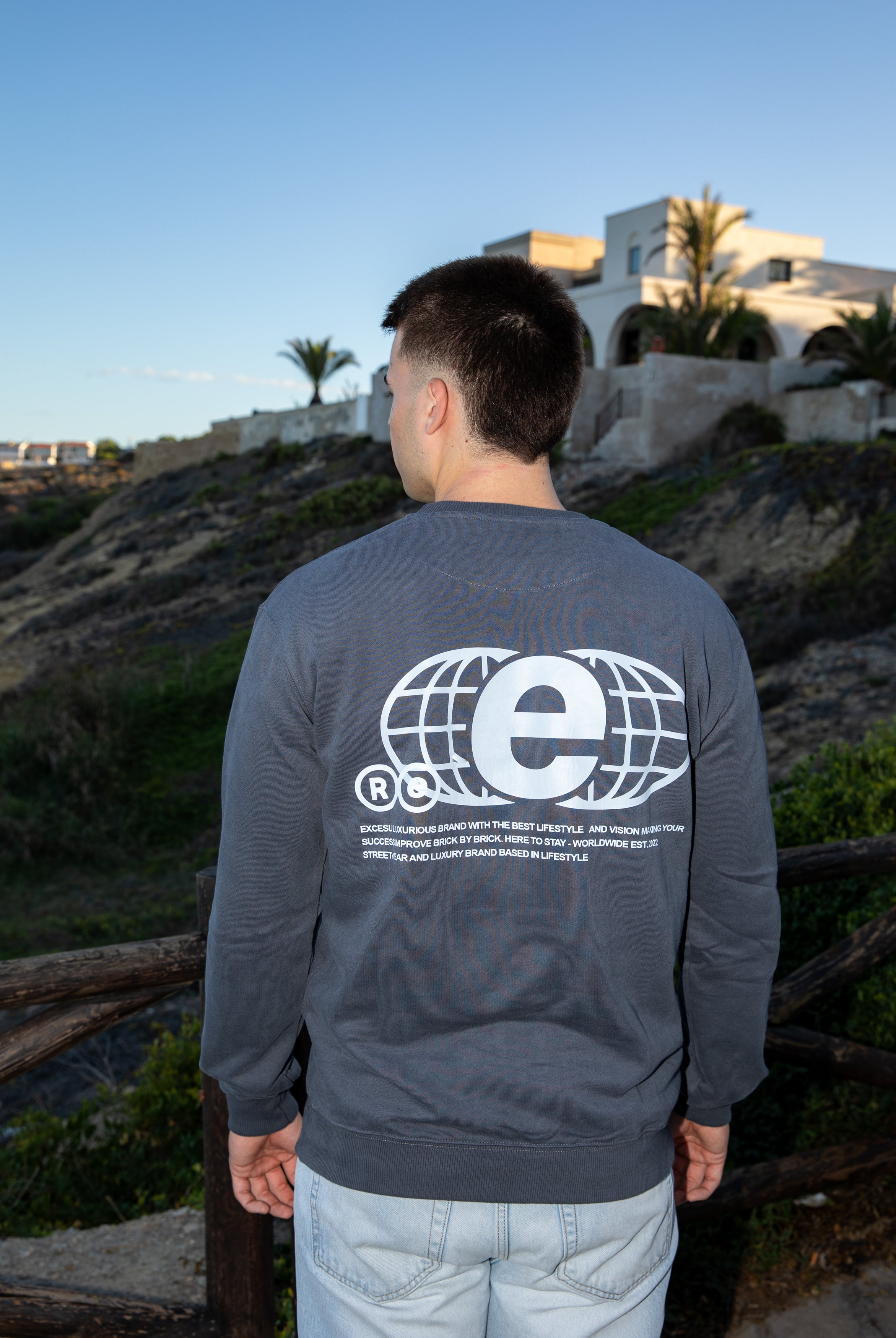 Crewneck Global X Dark Grey