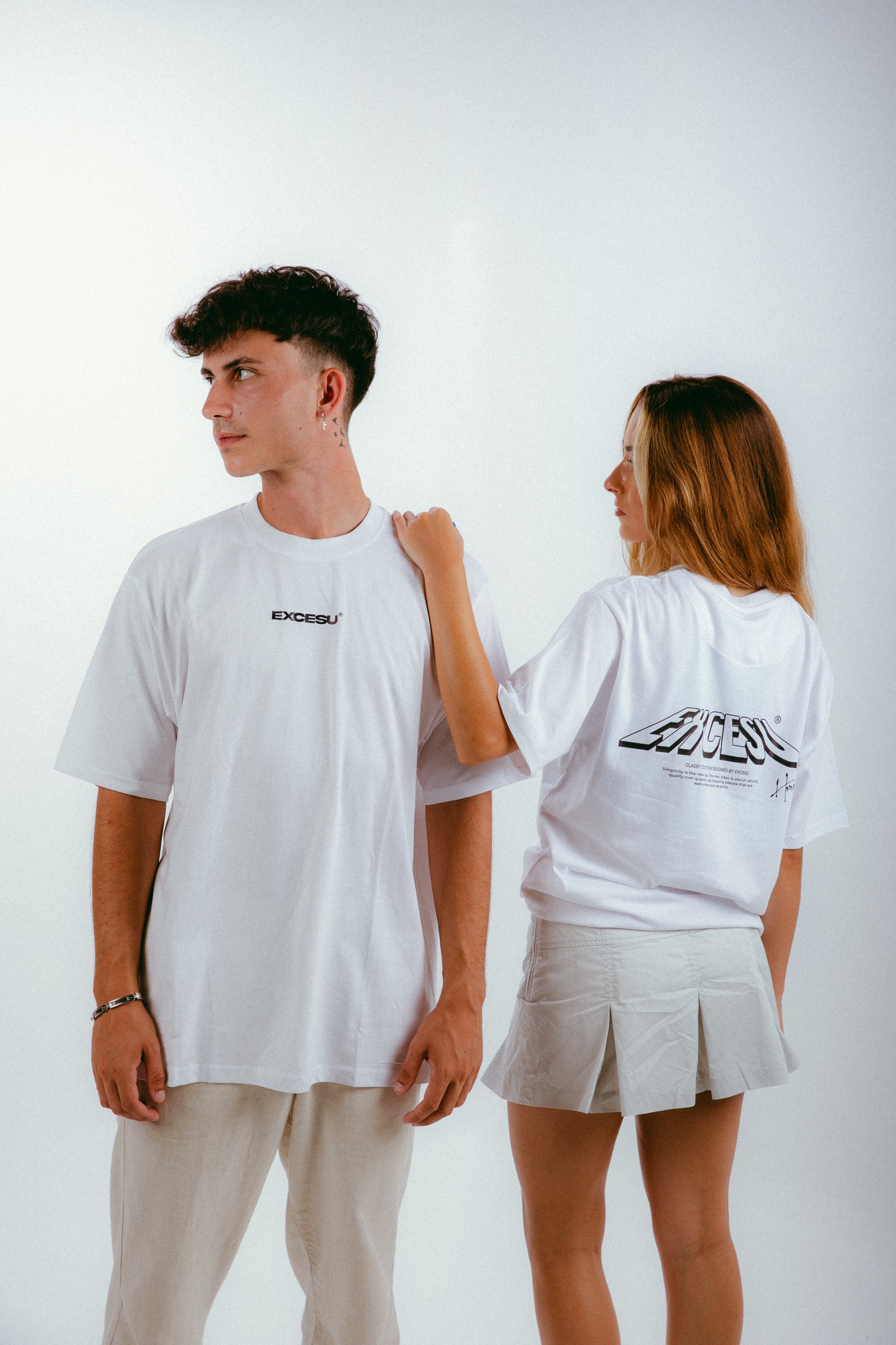 EXCESU 3D WHITE OVERSIZED TEE Excesu