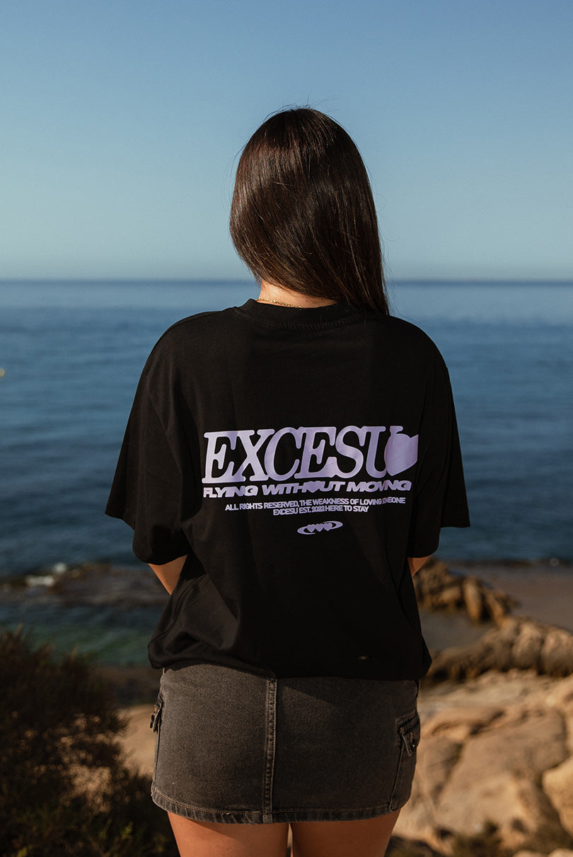 Camiseta Negra San Valentin Oversized Excesu